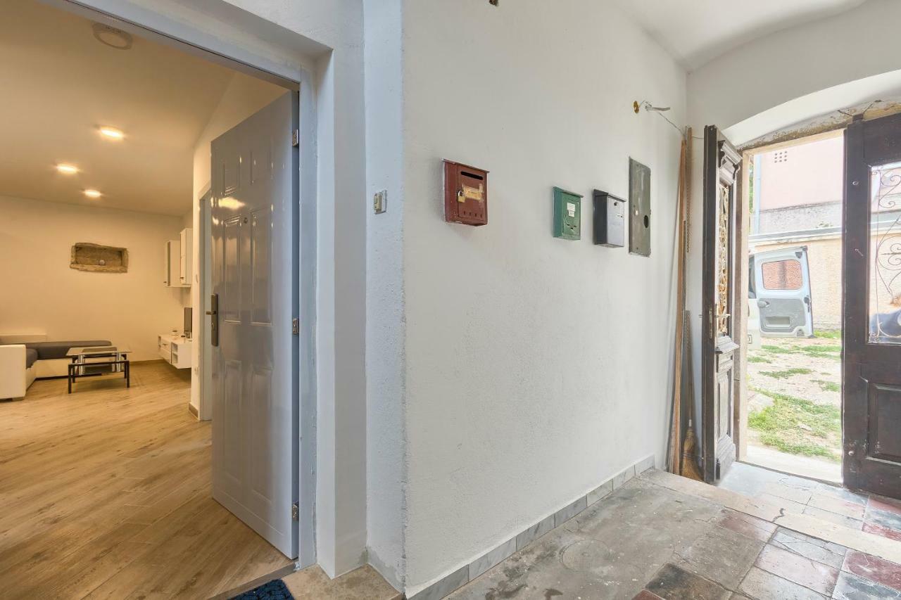 Apartment Petra Póla Kültér fotó